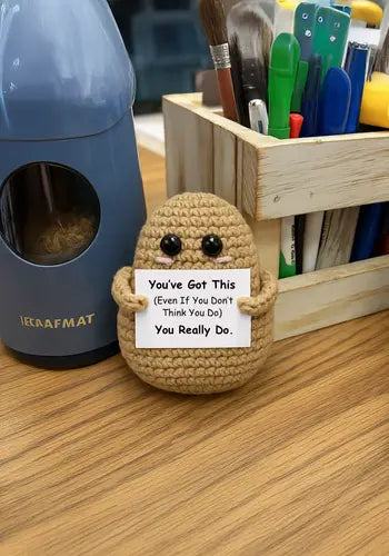 This Is What Peak Desk Culture Looks Like